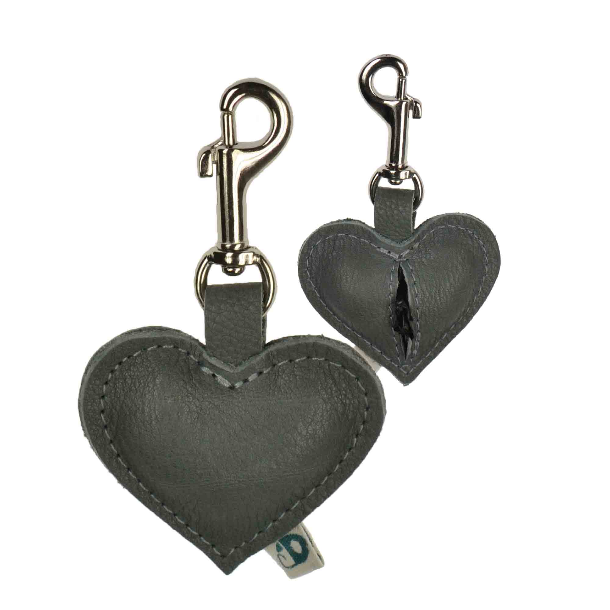 Schlüsselanhänger Herz Grau mit Karabiner  