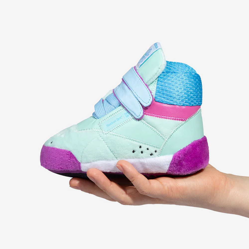 zee.dog Hundespielzeug Reebok FREESTYLE HI SNEAKER