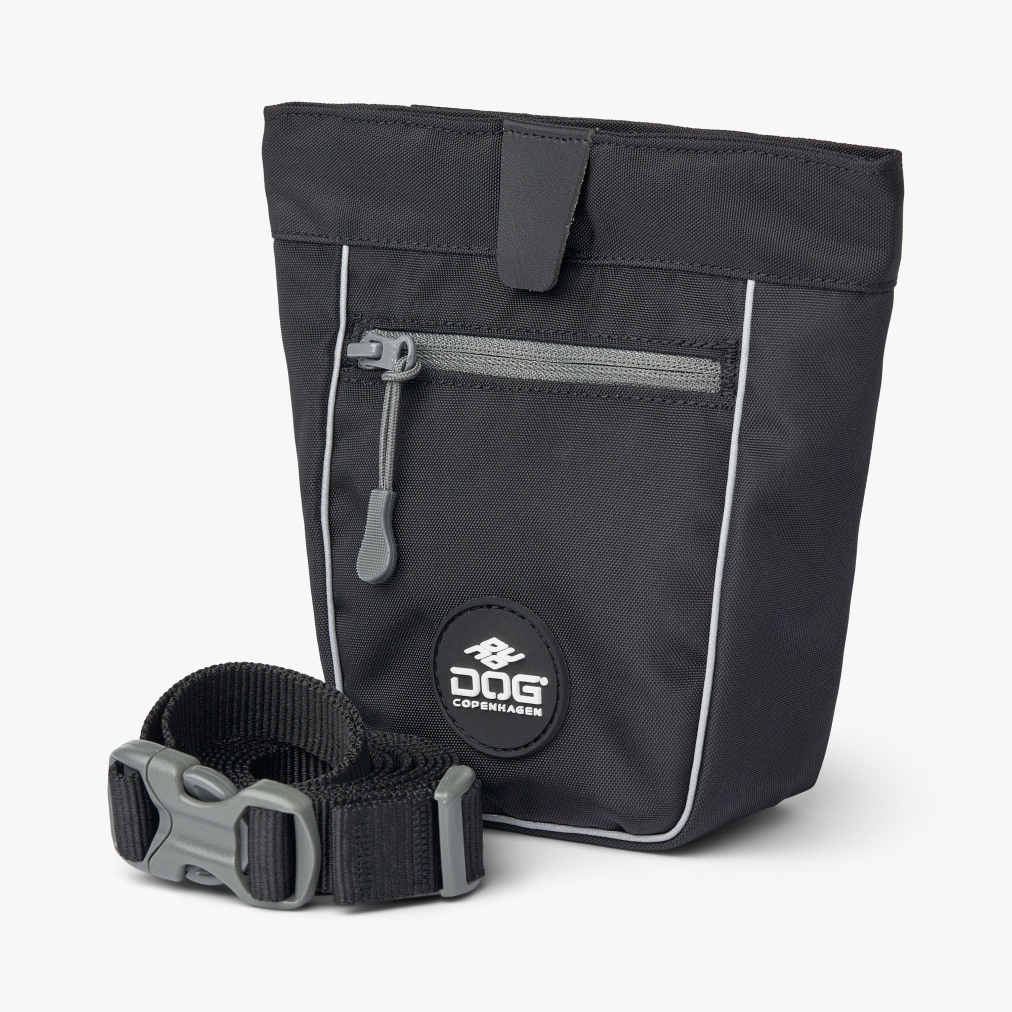 Treat Bag Go Explore™ Black